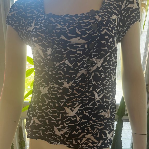 Blue top short sleeve seagull pattern - Picture 2 of 4